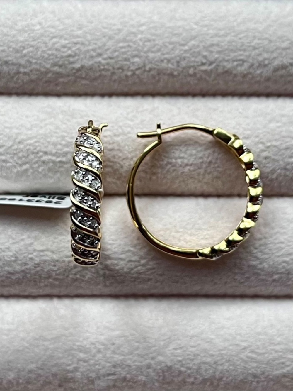 E055 | Natural Diamond Twist Hoop Earrings